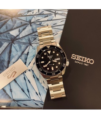 Seiko - 5 Sports automatique rembourrage situé sous