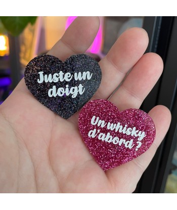 [CONTRÔLE TECHNIQUE] Duo de broches "Juste un doigt" + "Un whisky d'abord ?" vente chaude votre 