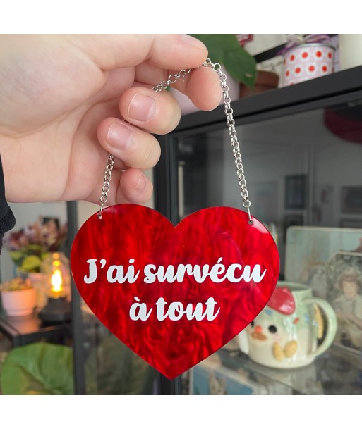 Mini murale "J'ai survécu à tout" en acrylique marbrée rouge avec vinyl blanc meilleur choix