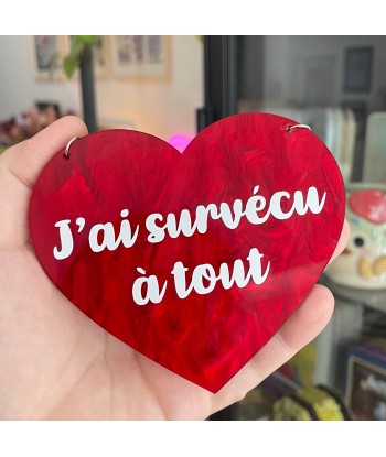 Mini murale "J'ai survécu à tout" en acrylique marbrée rouge avec vinyl blanc meilleur choix